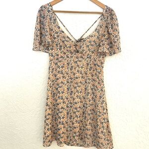 Urban Outfitters Butterfly Dress, M, Cap Flutter Sleeve, V Neck, Tie Back